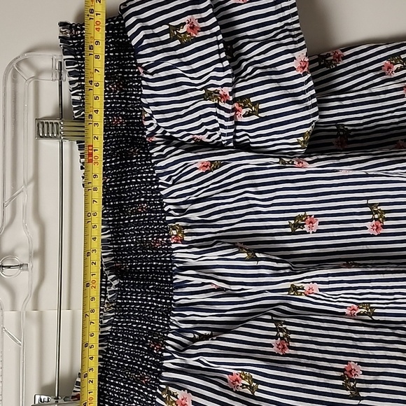 Blue rain size small off the shoulder top - Picture 6 of 11